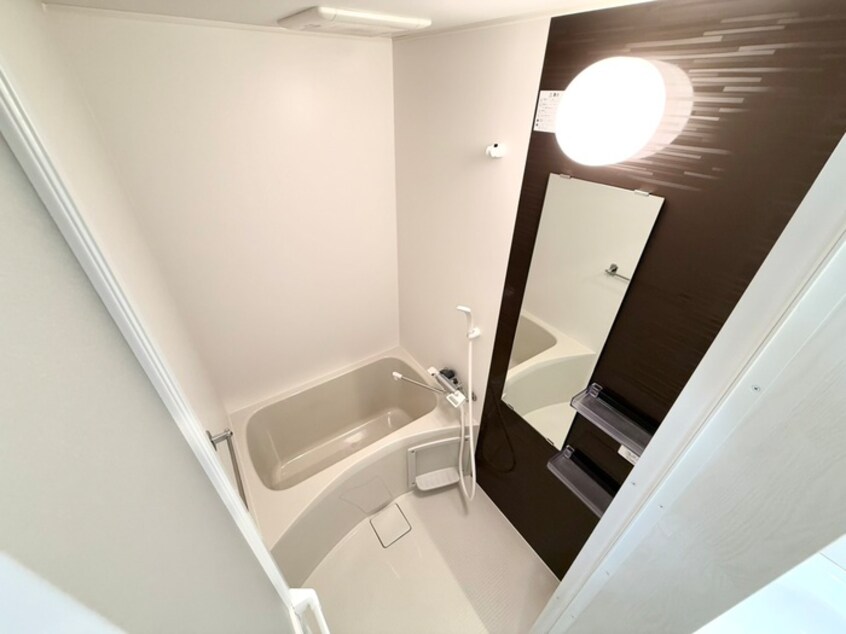 バス／シャワールーム等 ノイヴェル姫島