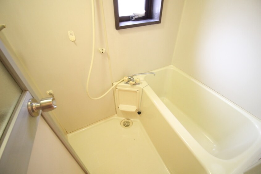 バス／シャワールーム等 ラッフルズビル