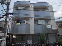 ハイツイワモト