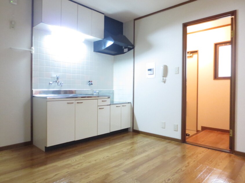 居室 林マンション