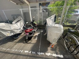 バイク置き場
