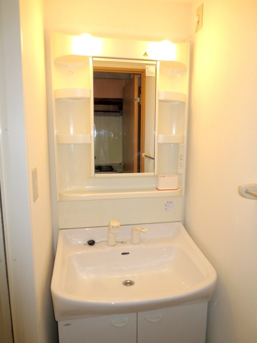 洗面 ア－デンタワ－靭公園