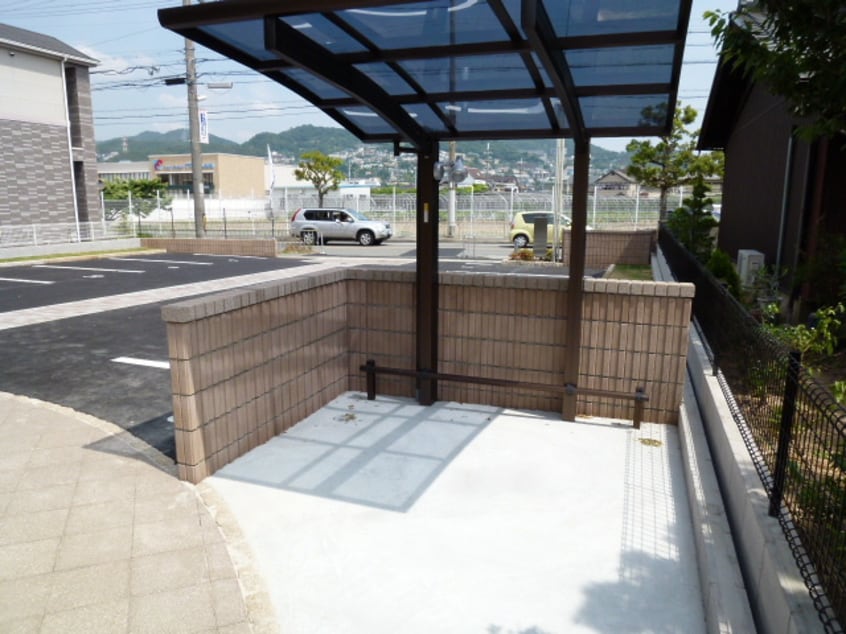 駐輪場 ティアレ