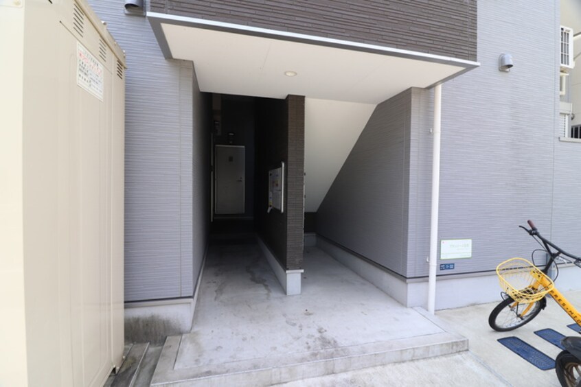 エントランス部分 ブランジーノ立花