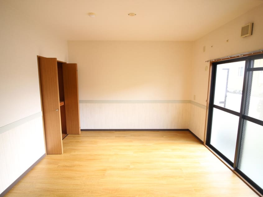 居室 ベルフォ－レ中野