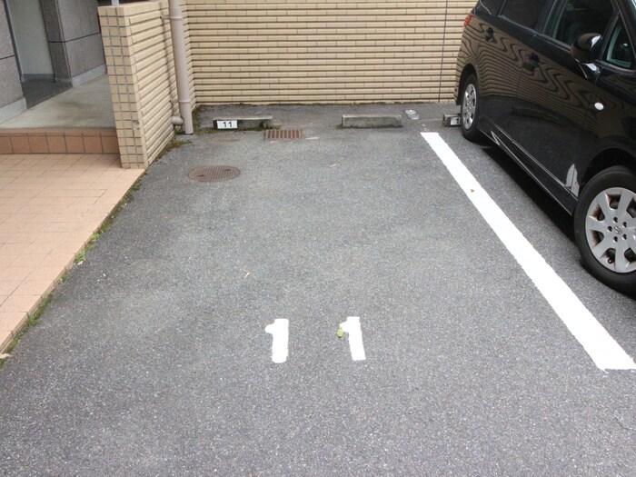 駐車場 ｳｲﾝｸﾞﾌﾟﾗｻﾞ284
