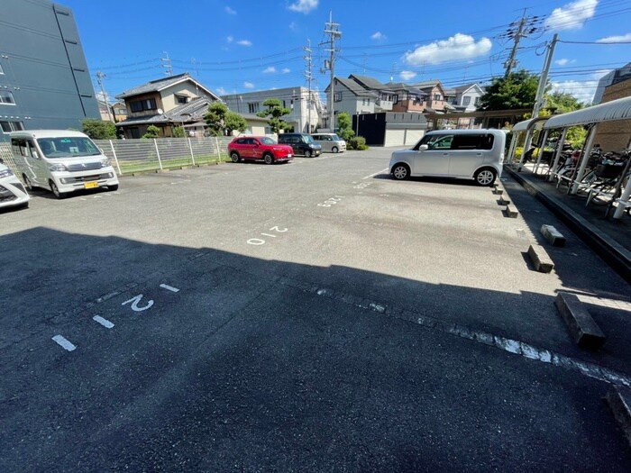 駐車場 グリーンサム壱番館