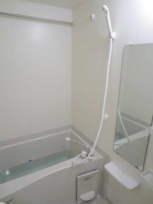 バス／シャワールーム等 ﾌﾟﾚｻﾝｽ北浜ﾗ・ﾌｪｽﾀ(302)