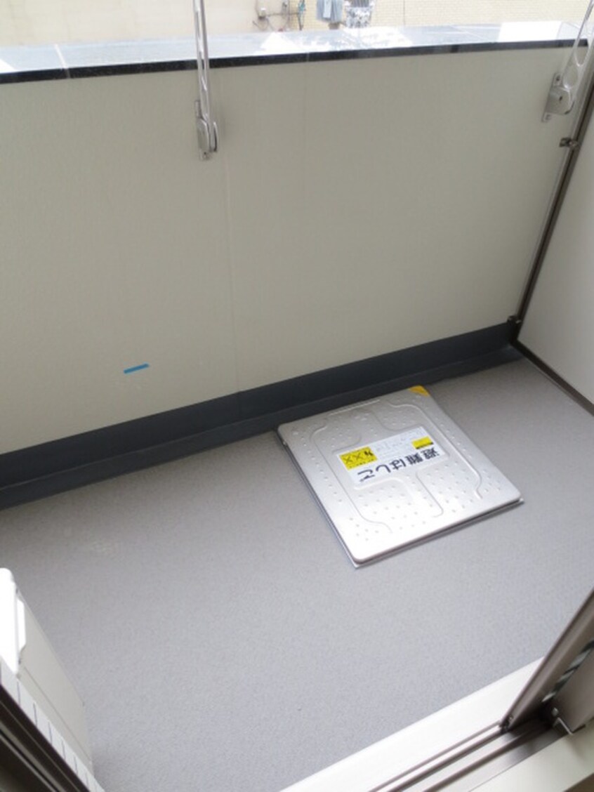 ベランダ・バルコニー ﾌﾟﾚｻﾝｽ北浜ﾗ・ﾌｪｽﾀ(302)