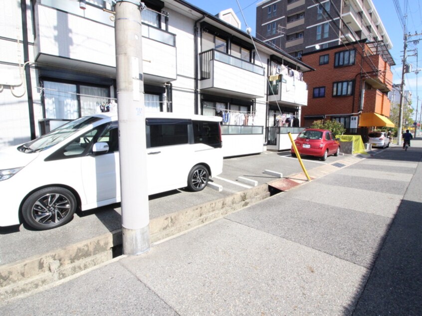 駐車場 ｸﾞﾘｰﾝﾊｲﾂＭ