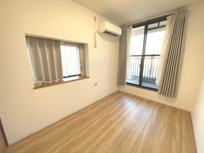 内観写真 ﾌｧﾐｰﾙ江坂ｼﾃｨﾌﾟﾚｲｽ(1302)