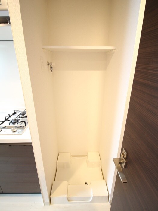 洗濯機置場 ｴｽﾃﾑｺｰﾄ新大阪ⅩⅡｵﾙﾃｨ(705)