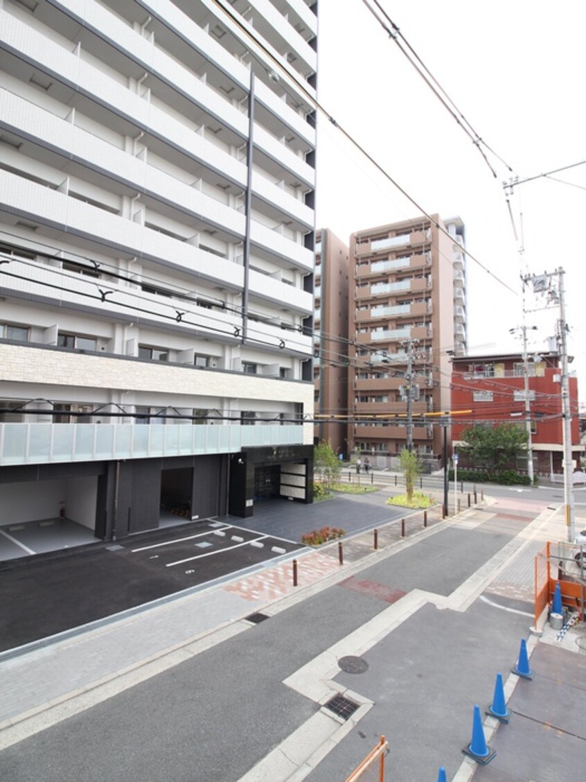 室内からの展望 ｴｽﾃﾑｺｰﾄ新大阪ⅩⅡｵﾙﾃｨ(705)