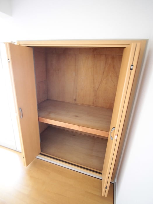 収納 長井ハイツ淡路