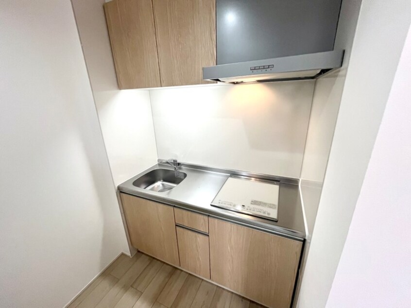 キッチン フジパレスＪＲ淡路駅東