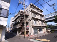 山田マンション