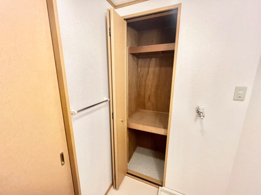 収納 ヤワタヤビルディング