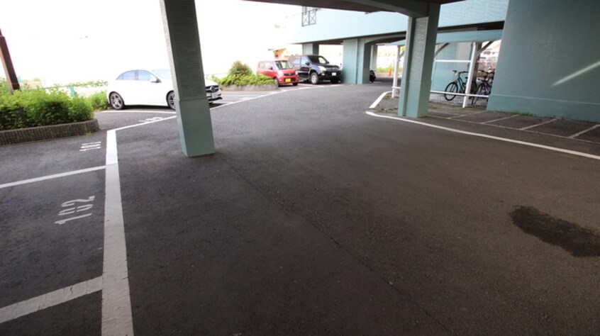 駐車場 ウインズ１２号館