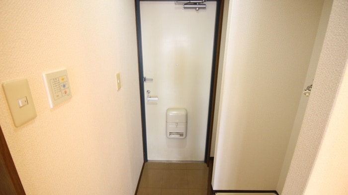 玄関 ウインズ１２号館