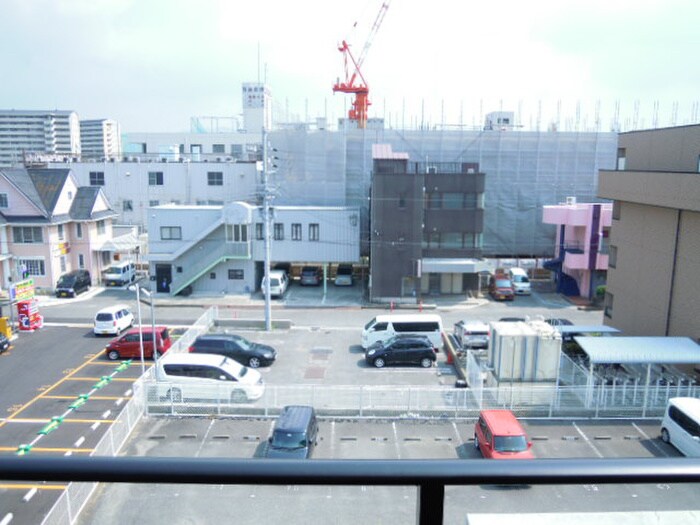 室内からの展望 ウインズ１２号館