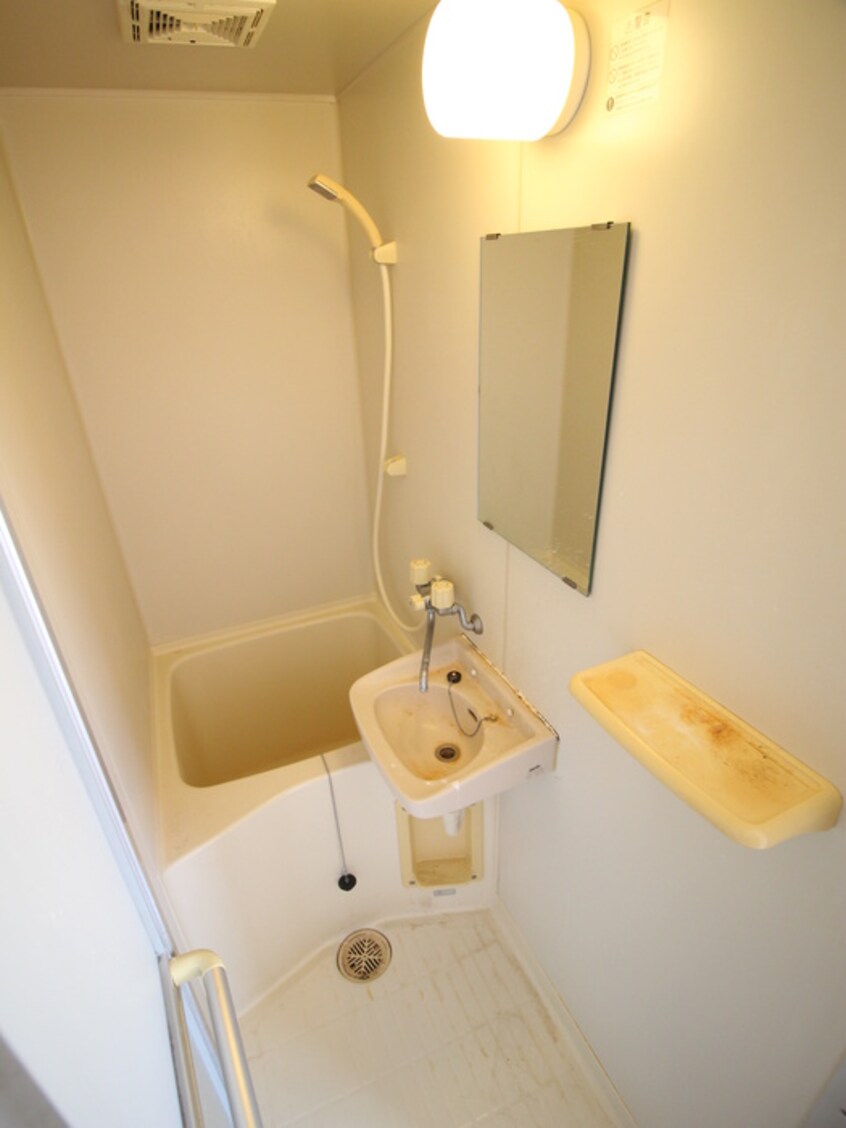 バス／シャワールーム等 双葉ハイツ