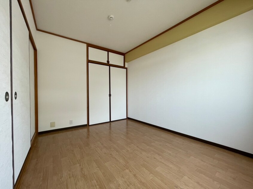 居室 グランドシャトー天文町
