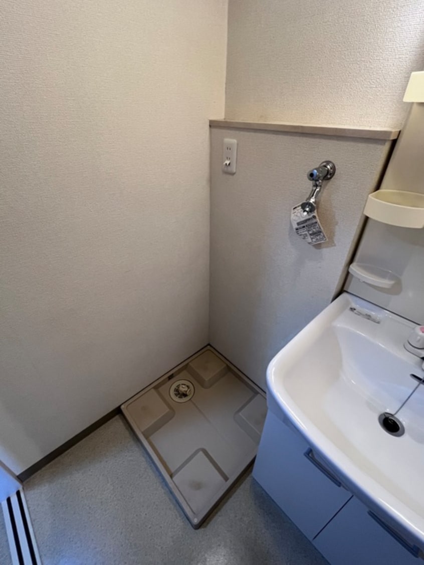 洗濯機置場 ボナレテラ吉文字