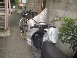 バイク置き場