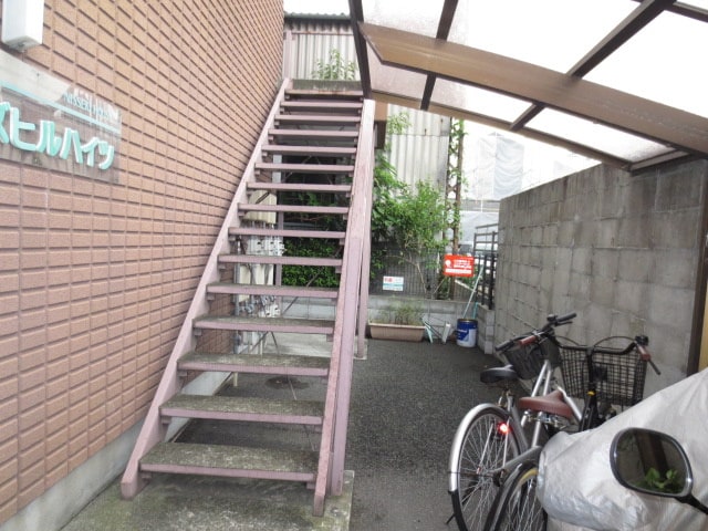 エントランス部分 ロ－ズヒルハイツ