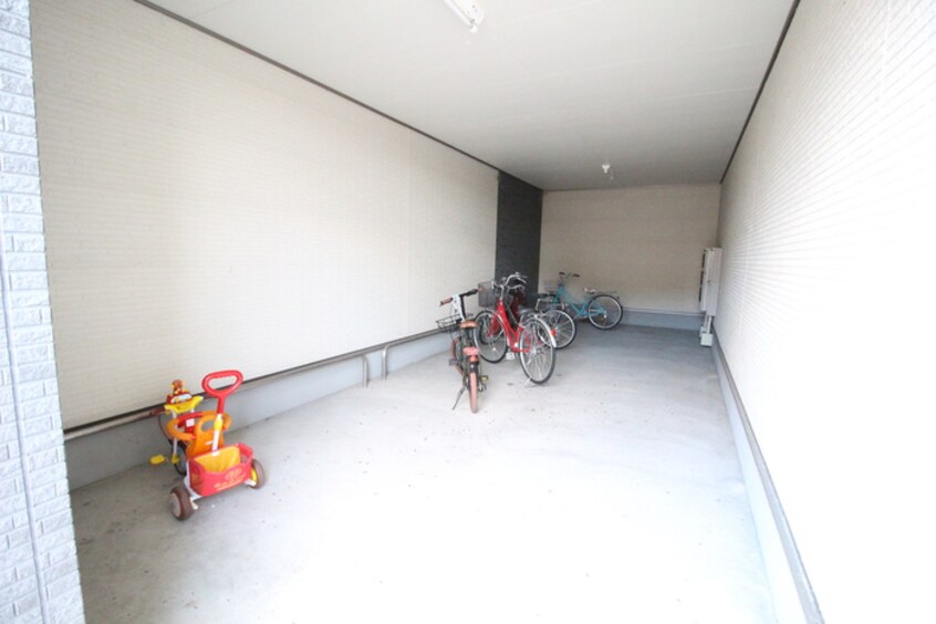 駐輪場 Ｃａｓａ　Ｂｒｅｅｚｅ