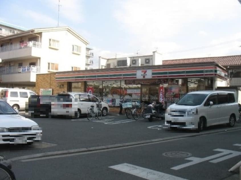 セブンイレブン(コンビニ)まで77m メゾンクレール