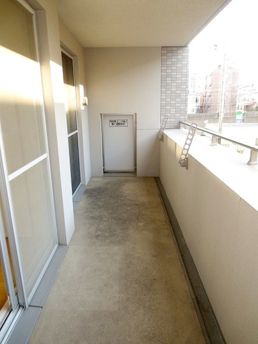 ベランダ・バルコニー エスリ－ド門真元町(202)