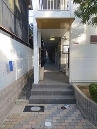 レオパレスボムール