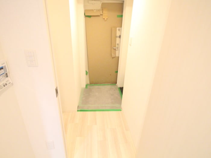 廊下 セレニテ三宮プリエ