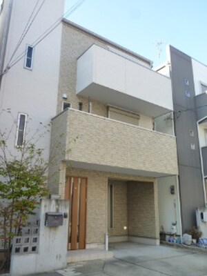 山本町2丁貸家
