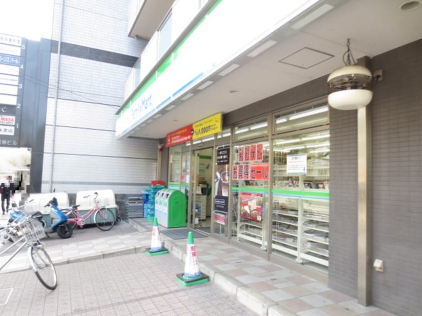 ファミリーマート寺町二条店(コンビニ)まで270m アマデウス麩屋町二条