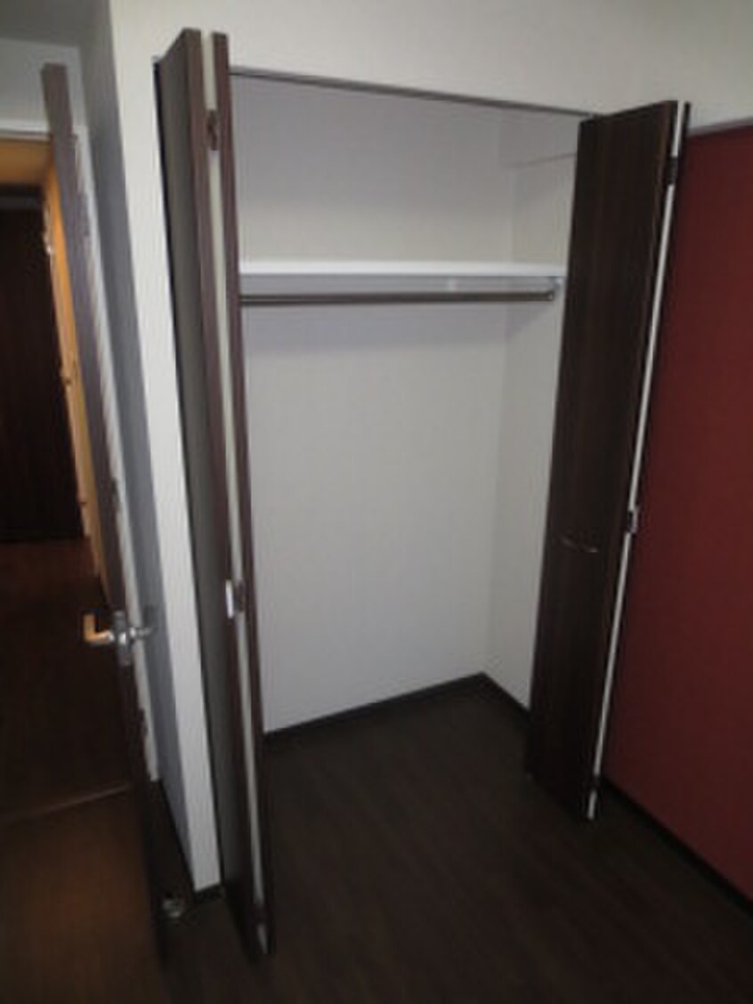 収納 アリビオ江坂垂水町