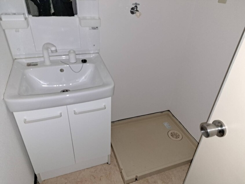 洗濯機置場 レジデンス小西