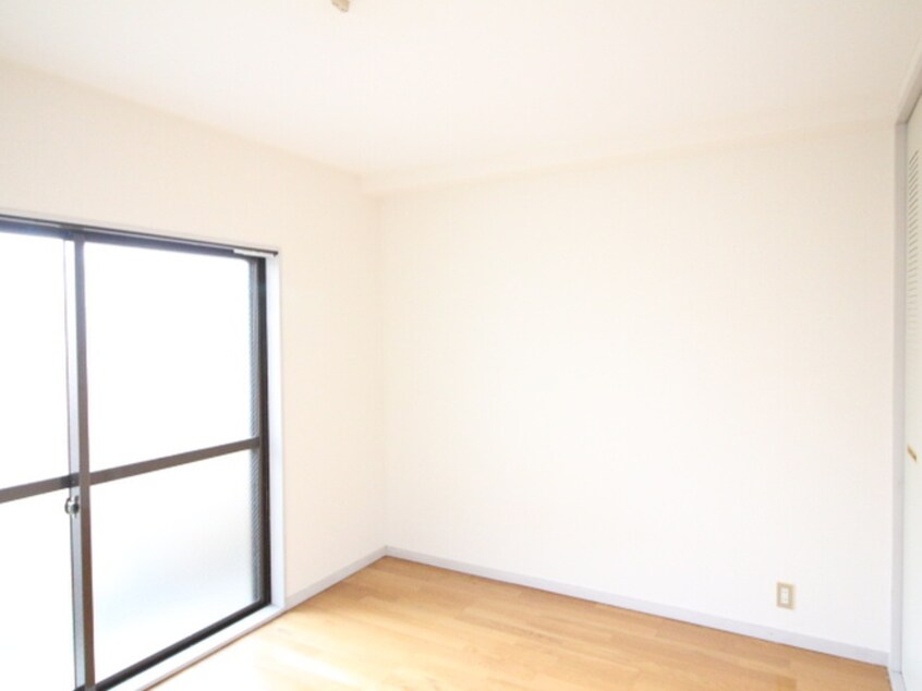 居室 森ﾏﾝｼｮﾝⅥ