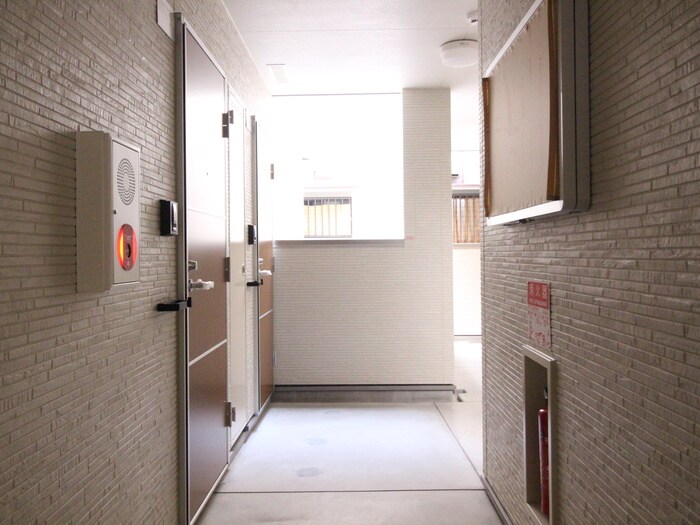 エントランス部分 フジパレス遠里小野Ⅵ番館