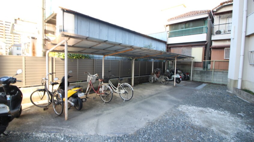 駐輪場 別所ハイツ