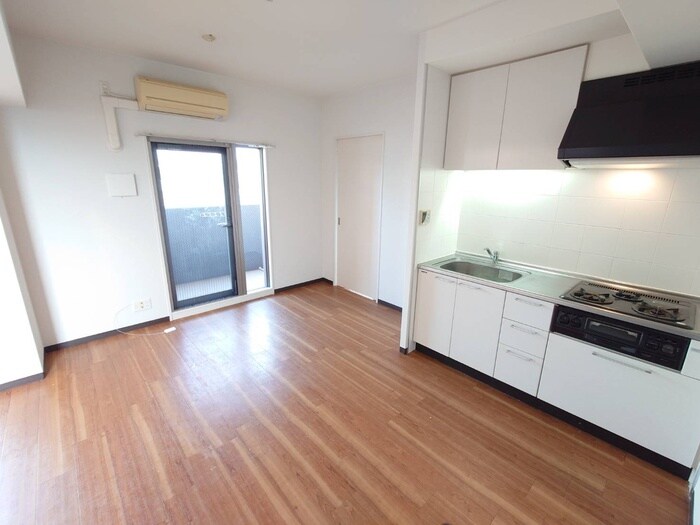 居室 エストーネ京都二条(805)