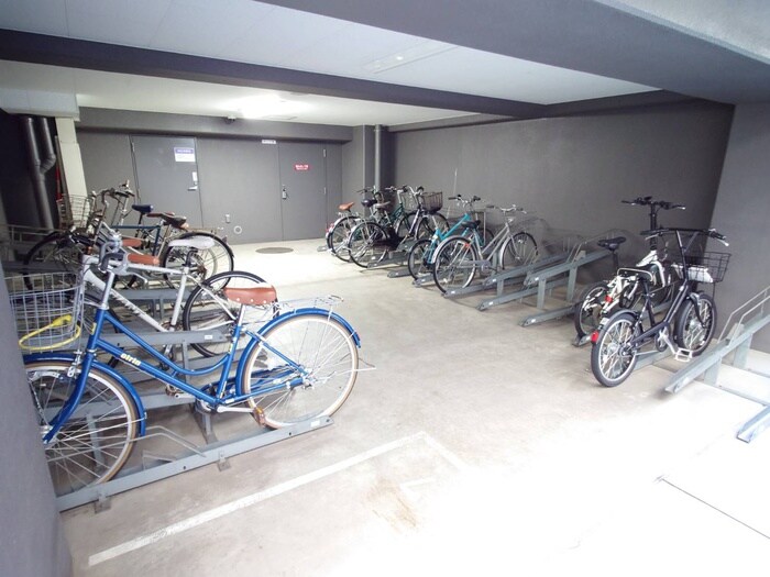 駐輪場 エストーネ京都二条(805)