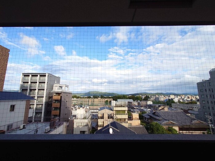 室内からの展望 エストーネ京都二条(805)