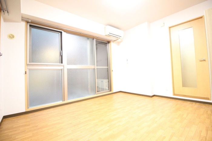 居室 マホガニーコート