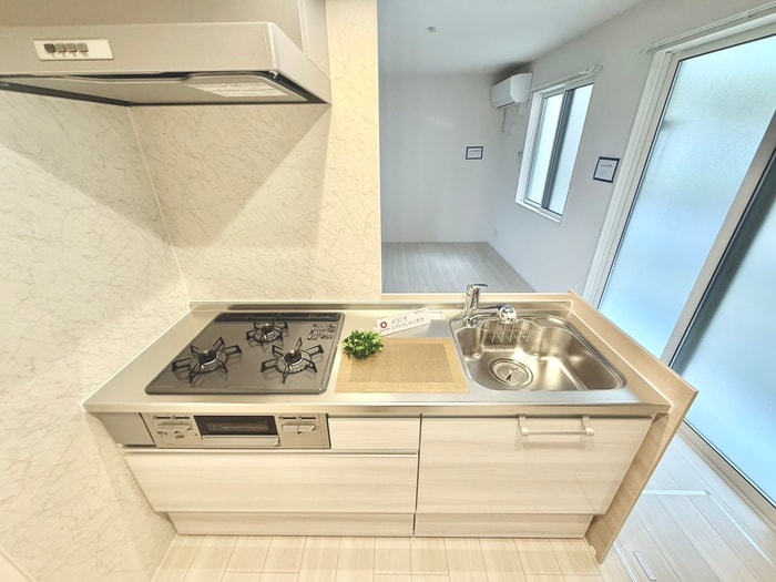 キッチン ソリッソ大久保町西嶋