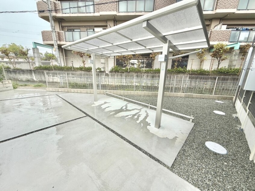 駐輪場 ソリッソ大久保町西嶋