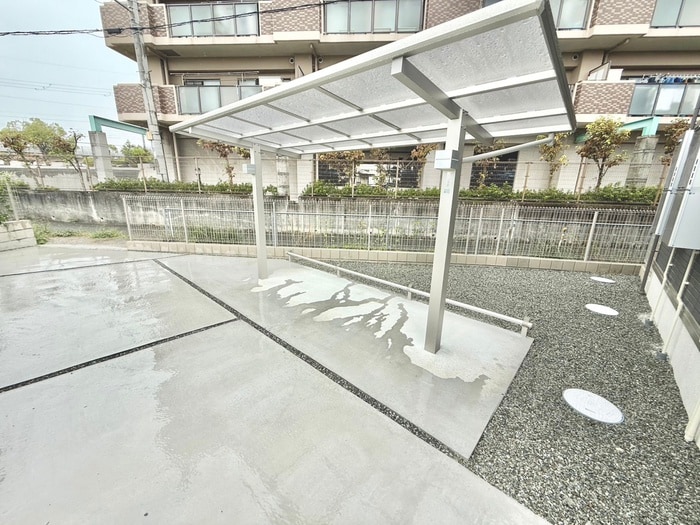 駐輪場 ソリッソ大久保町西嶋