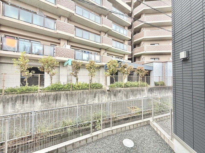 室内からの展望 ソリッソ大久保町西嶋