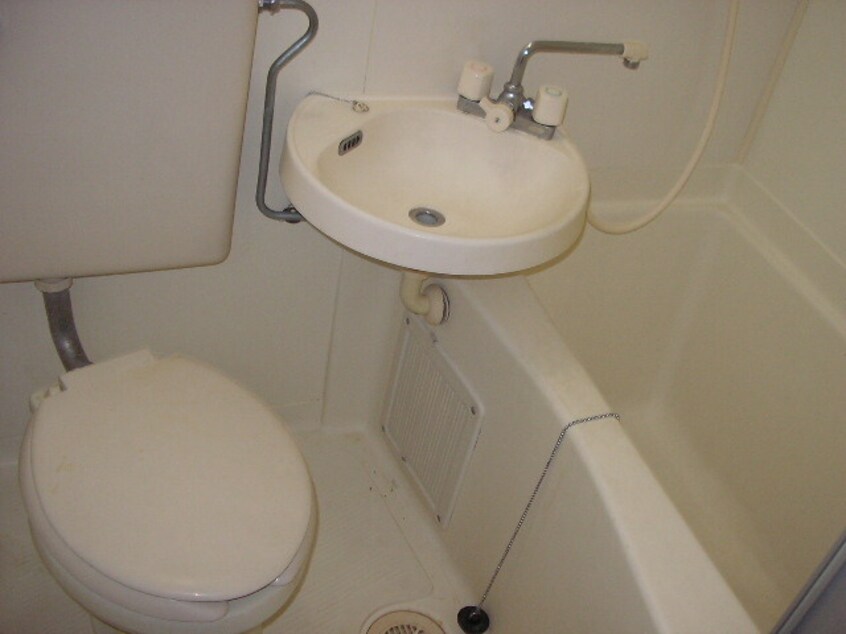 内観写真 コートビレッジ服部